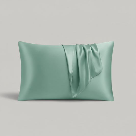 Silk pillowcase 50x70cm in mint green colour